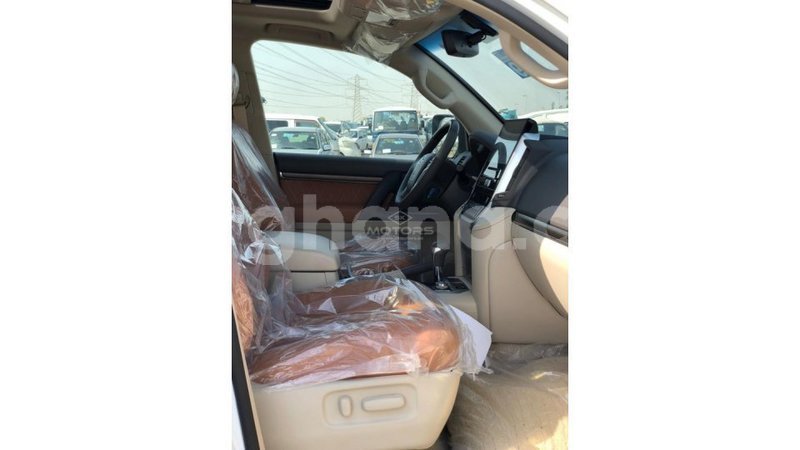 Big with watermark toyota land cruiser ashanti import dubai 14685