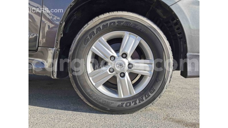 Big with watermark toyota land cruiser ashanti import dubai 14690