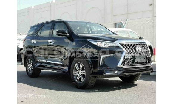 Ra Imported Toyota Fortuner Black Ọkọ̀ in Import - Dubai ni Ashanti Ra Imported Toyota Fortuner Black Ọkọ̀ in Import - Dubai ni Ashanti