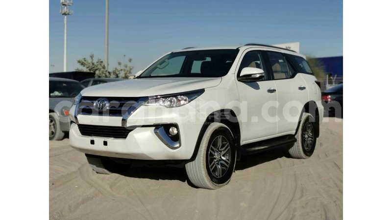 Big with watermark toyota fortuner ashanti import dubai 14696