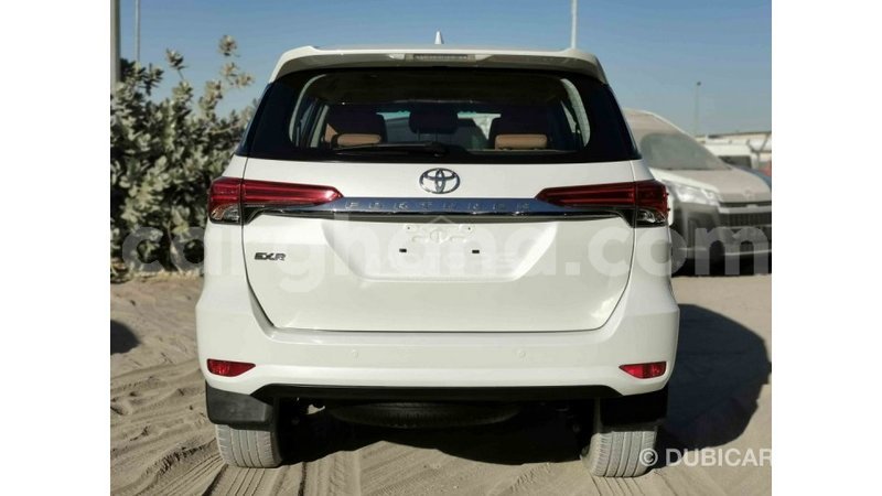 Big with watermark toyota fortuner ashanti import dubai 14696