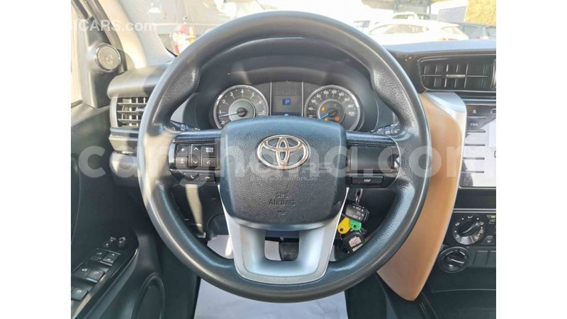 Big with watermark toyota fortuner ashanti import dubai 14696