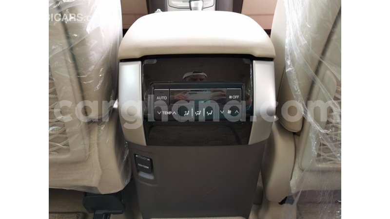 Big with watermark toyota prado ashanti import dubai 14711