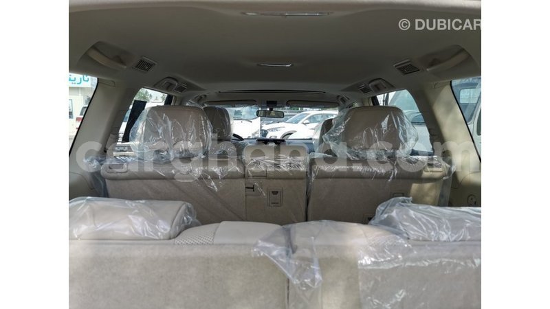 Big with watermark toyota prado ashanti import dubai 14711