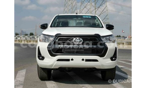 Buy Import Toyota Hilux White Car in Import - Dubai in Ashanti Buy Import Toyota Hilux White Car in Import - Dubai in Ashanti