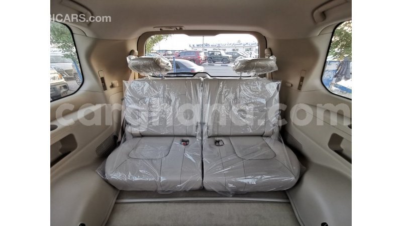 Big with watermark toyota land cruiser ashanti import dubai 14719