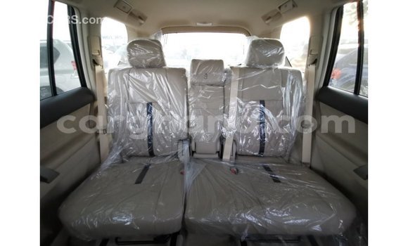 Buy Import Toyota Prado White Car in Import - Dubai in Ashanti Buy Import Toyota Prado White Car in Import - Dubai in Ashanti