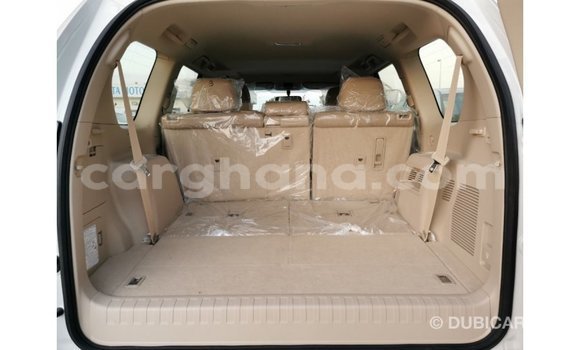 Buy Import Toyota Prado White Car in Import - Dubai in Ashanti Buy Import Toyota Prado White Car in Import - Dubai in Ashanti