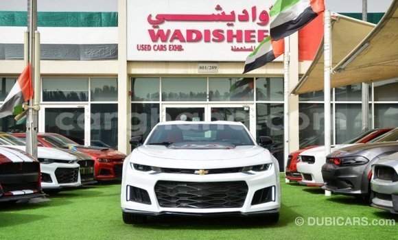 Ra Imported Chevrolet Camaro funfun Ọkọ̀ in Import - Dubai ni Ashanti Ra Imported Chevrolet Camaro funfun Ọkọ̀ in Import - Dubai ni Ashanti