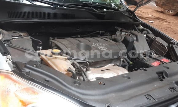 Sayi Na hannu Toyota RAV4 Azurfa Mota in Kumasi a Ashanti Sayi Na hannu Toyota RAV4 Azurfa Mota in Kumasi a Ashanti