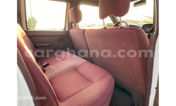 Buy Import Nissan Pickup White Car in Import - Dubai in Ashanti Buy Import Nissan Pickup White Car in Import - Dubai in Ashanti