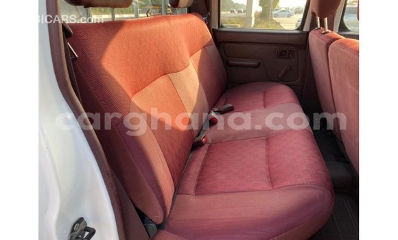 Buy Import Nissan Pickup White Car in Import - Dubai in Ashanti Buy Import Nissan Pickup White Car in Import - Dubai in Ashanti