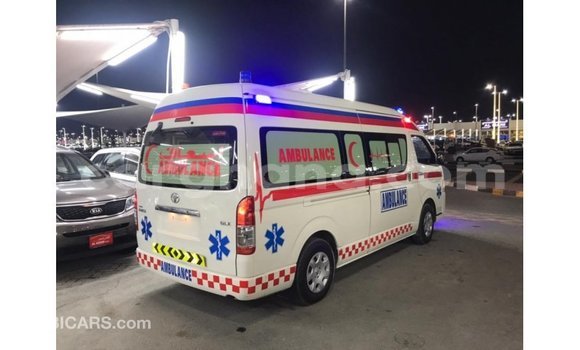 Ra Imported Toyota Hiace funfun Ọkọ̀ in Import - Dubai ni Ashanti Ra Imported Toyota Hiace funfun Ọkọ̀ in Import - Dubai ni Ashanti