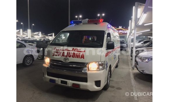 Ra Imported Toyota Hiace funfun Ọkọ̀ in Import - Dubai ni Ashanti Ra Imported Toyota Hiace funfun Ọkọ̀ in Import - Dubai ni Ashanti