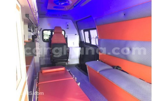 Ra Imported Toyota Hiace funfun Ọkọ̀ in Import - Dubai ni Ashanti Ra Imported Toyota Hiace funfun Ọkọ̀ in Import - Dubai ni Ashanti