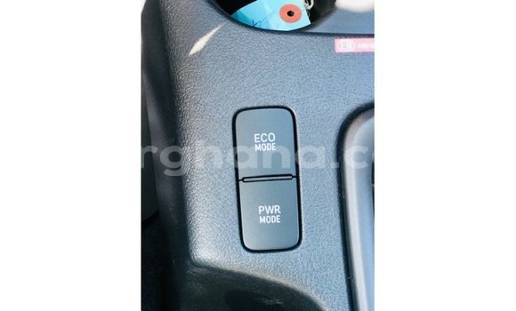 Sayi Imported Toyota Hilux White Mota in Import - Dubai a Ashanti Sayi Imported Toyota Hilux White Mota in Import - Dubai a Ashanti