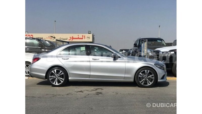 Big with watermark mercedes benz 200 ashanti import dubai 14748