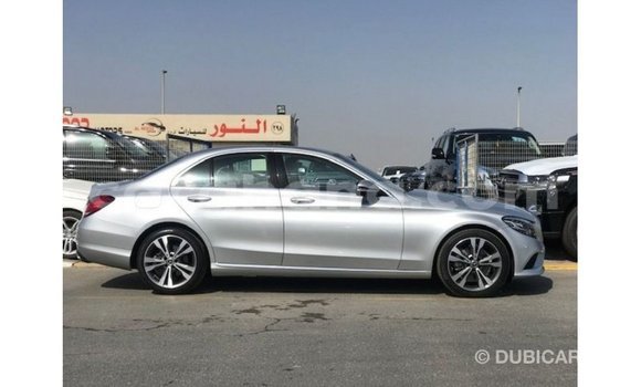 Ra Imported Mercedes‒Benz 200 Miiran Ọkọ̀ in Import - Dubai ni Ashanti Ra Imported Mercedes‒Benz 200 Miiran Ọkọ̀ in Import - Dubai ni Ashanti