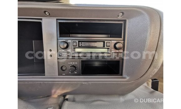 Ra Imported Toyota Coaster funfun Ọkọ̀ in Import - Dubai ni Ashanti Ra Imported Toyota Coaster funfun Ọkọ̀ in Import - Dubai ni Ashanti