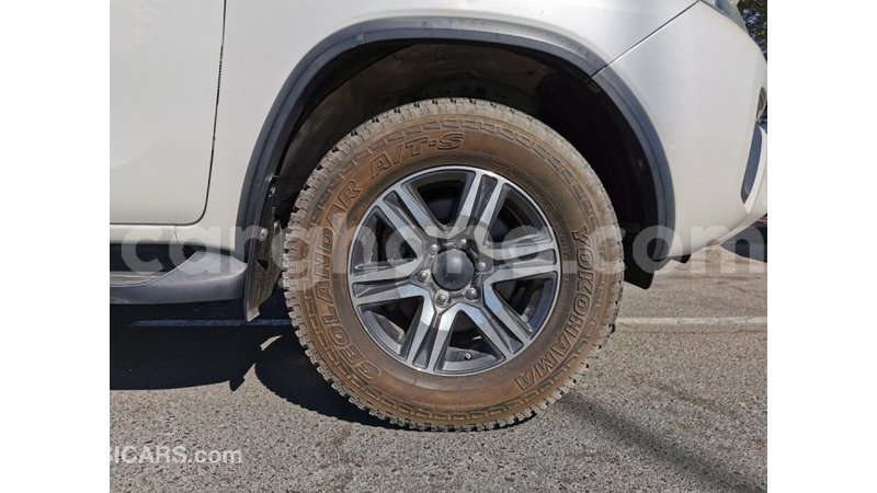 Big with watermark toyota fortuner ashanti import dubai 14765