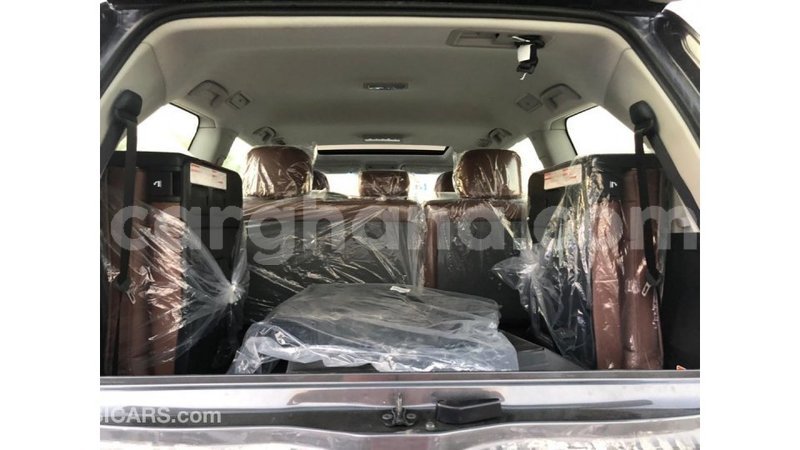 Big with watermark toyota land cruiser ashanti import dubai 14796