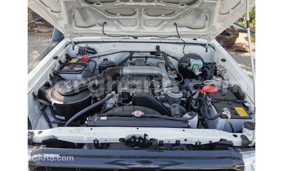 Buy Import Toyota Land Cruiser White Car in Import - Dubai in Ashanti Buy Import Toyota Land Cruiser White Car in Import - Dubai in Ashanti