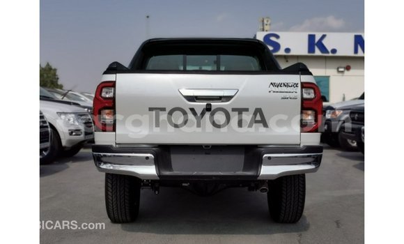 Sayi Imported Toyota Hilux White Mota in Import - Dubai a Ashanti Sayi Imported Toyota Hilux White Mota in Import - Dubai a Ashanti