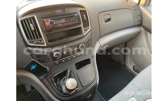 Buy Import Hyundai Accent White Car in Import - Dubai in Ashanti Buy Import Hyundai Accent White Car in Import - Dubai in Ashanti