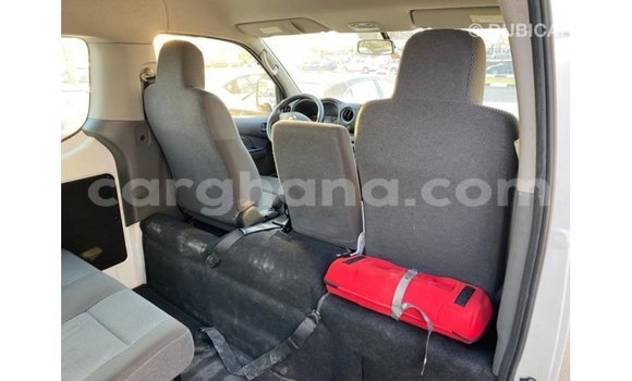 Buy Import Nissan Urvan White Car in Import - Dubai in Ashanti Buy Import Nissan Urvan White Car in Import - Dubai in Ashanti