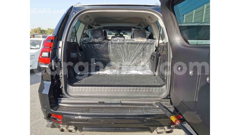 Big with watermark toyota prado ashanti import dubai 14816