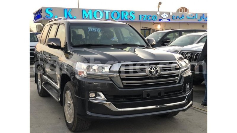 Big with watermark toyota land cruiser ashanti import dubai 14828