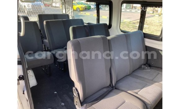 Buy Import Nissan Urvan White Car in Import - Dubai in Ashanti Buy Import Nissan Urvan White Car in Import - Dubai in Ashanti