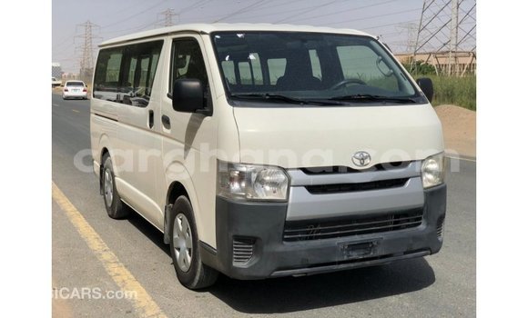 Ra Imported Toyota Hiace funfun Ọkọ̀ in Import - Dubai ni Ashanti Ra Imported Toyota Hiace funfun Ọkọ̀ in Import - Dubai ni Ashanti