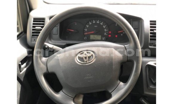 Ra Imported Toyota Hiace funfun Ọkọ̀ in Import - Dubai ni Ashanti Ra Imported Toyota Hiace funfun Ọkọ̀ in Import - Dubai ni Ashanti