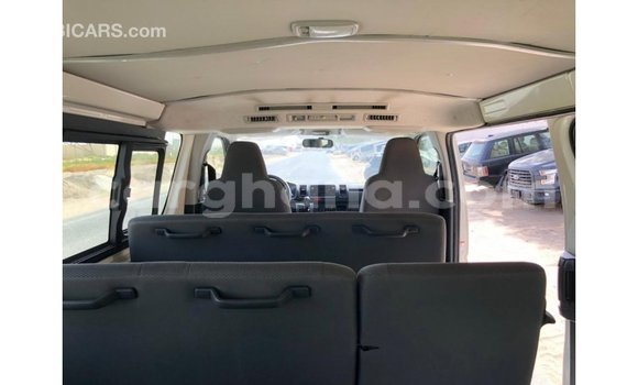 Ra Imported Toyota Hiace funfun Ọkọ̀ in Import - Dubai ni Ashanti Ra Imported Toyota Hiace funfun Ọkọ̀ in Import - Dubai ni Ashanti