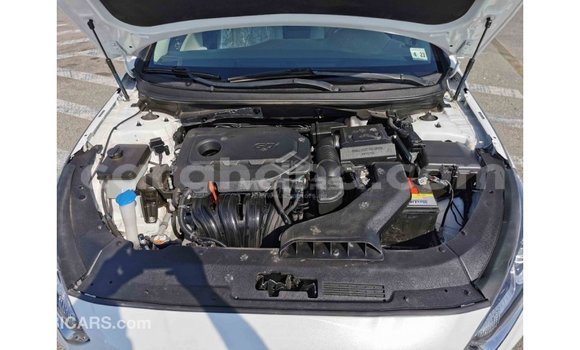 Ra Imported Hyundai Sonata funfun Ọkọ̀ in Import - Dubai ni Ashanti Ra Imported Hyundai Sonata funfun Ọkọ̀ in Import - Dubai ni Ashanti