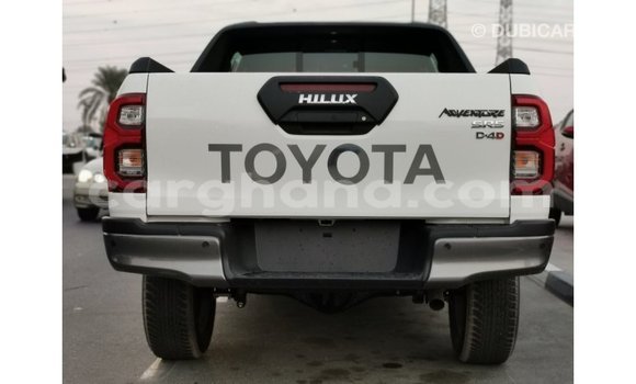 Buy Import Toyota Hilux White Car in Import - Dubai in Ashanti Buy Import Toyota Hilux White Car in Import - Dubai in Ashanti