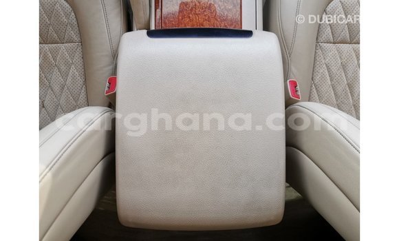 Sayi Imported Toyota Land Cruiser Black Mota in Import - Dubai a Ashanti Sayi Imported Toyota Land Cruiser Black Mota in Import - Dubai a Ashanti
