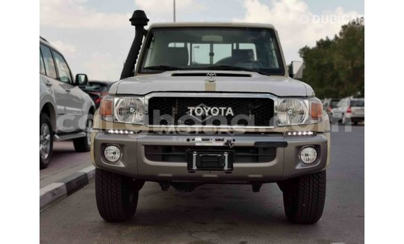 Buy Import Toyota Land Cruiser Beige Car in Import - Dubai in Ashanti Buy Import Toyota Land Cruiser Beige Car in Import - Dubai in Ashanti