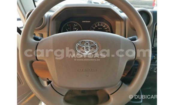 Ra Imported Toyota Land Cruiser funfun Ọkọ̀ in Import - Dubai ni Ashanti Ra Imported Toyota Land Cruiser funfun Ọkọ̀ in Import - Dubai ni Ashanti