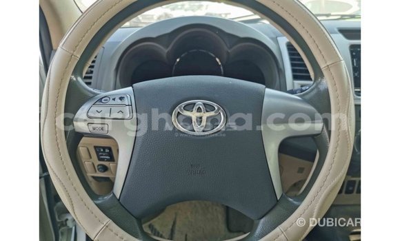 Ra Imported Toyota Fortuner funfun Ọkọ̀ in Import - Dubai ni Ashanti Ra Imported Toyota Fortuner funfun Ọkọ̀ in Import - Dubai ni Ashanti