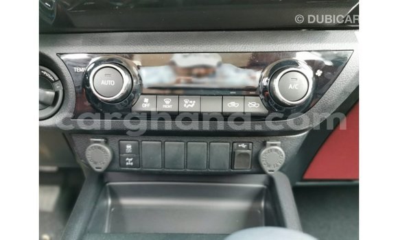 Ra Imported Toyota Hilux funfun Ọkọ̀ in Import - Dubai ni Ashanti Ra Imported Toyota Hilux funfun Ọkọ̀ in Import - Dubai ni Ashanti
