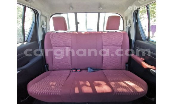Sayi Imported Toyota Hilux White Mota in Import - Dubai a Ashanti Sayi Imported Toyota Hilux White Mota in Import - Dubai a Ashanti