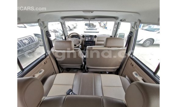 Sayi Imported Toyota Land Cruiser Sauran Mota in Import - Dubai a Ashanti Sayi Imported Toyota Land Cruiser Sauran Mota in Import - Dubai a Ashanti
