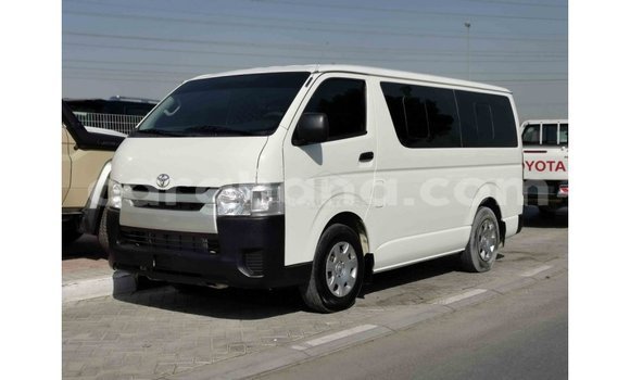Ra Imported Toyota Hiace funfun Ọkọ̀ in Import - Dubai ni Ashanti Ra Imported Toyota Hiace funfun Ọkọ̀ in Import - Dubai ni Ashanti