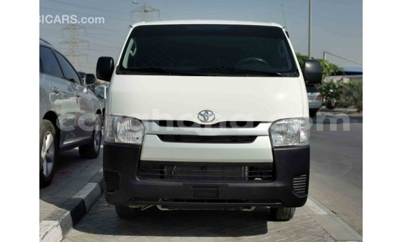 Ra Imported Toyota Hiace funfun Ọkọ̀ in Import - Dubai ni Ashanti Ra Imported Toyota Hiace funfun Ọkọ̀ in Import - Dubai ni Ashanti