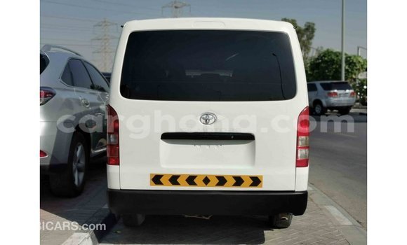 Ra Imported Toyota Hiace funfun Ọkọ̀ in Import - Dubai ni Ashanti Ra Imported Toyota Hiace funfun Ọkọ̀ in Import - Dubai ni Ashanti