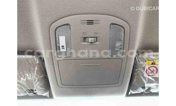 Ra Imported Toyota Hilux funfun Ọkọ̀ in Import - Dubai ni Ashanti Ra Imported Toyota Hilux funfun Ọkọ̀ in Import - Dubai ni Ashanti