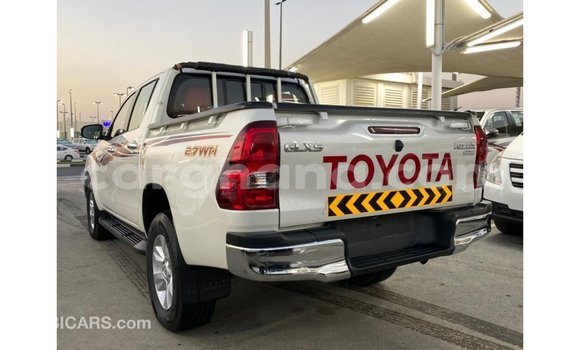 Buy Import Toyota Hilux White Car in Import - Dubai in Ashanti Buy Import Toyota Hilux White Car in Import - Dubai in Ashanti