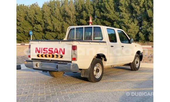 Buy Import Nissan Pickup White Car in Import - Dubai in Ashanti Buy Import Nissan Pickup White Car in Import - Dubai in Ashanti